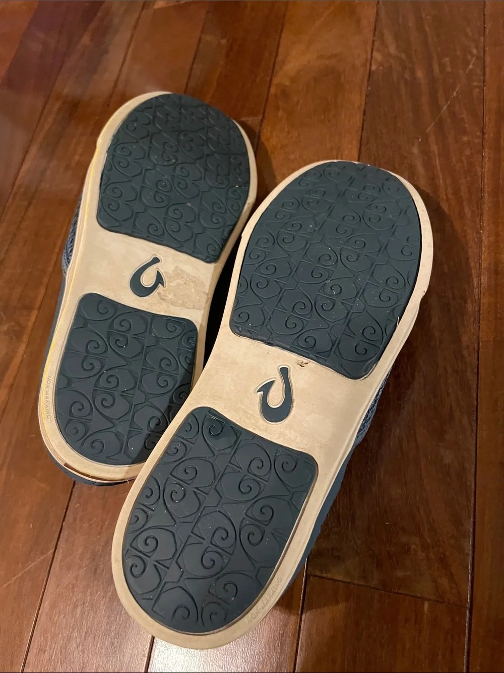 Olukai Pehuea, size 10